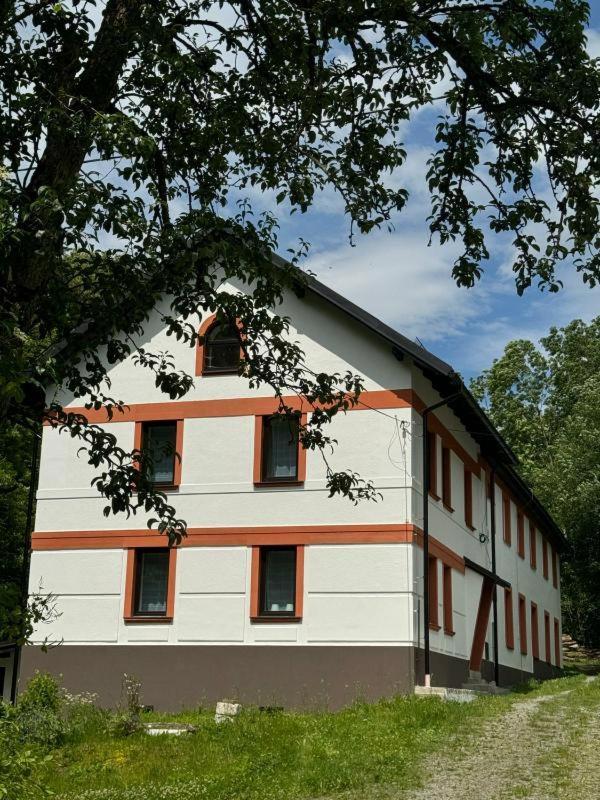 Aparthotel Tkalcovna U Zlateho Potoka Dobrany  Exterior foto